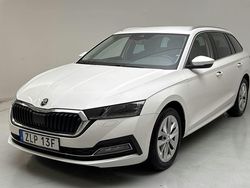 Vit Begagnad 2023 Skoda Octavia G-TEC Kombi | 220 000 kr (Bra pris)