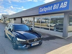Svart Begagnad 2023 Volvo V60 Core Kombi | 389 000 kr (Marknadspris)