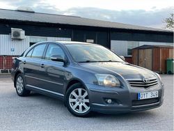 Grå Begagnad 2008 Toyota Avensis Halvkombi | 37 000 kr (Marknadspris)