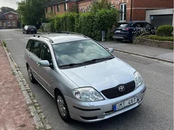Silver Begagnad 2003 Toyota Corolla Kombi | 18 500 kr (Marknadspris)