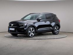 Svart Begagnad 2022 Volvo XC40 Plus SUV | 319 000 kr
