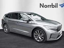 Grå Begagnad 2022 Skoda Enyaq iV SportLine SUV | 399 900 kr (Bra pris)