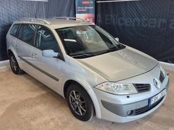 Ljusgrå Begagnad 2007 Renault Mégane GrandTour Kombi | 19 900 kr (Marknadspris)