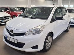 Vit Begagnad 2012 Toyota Yaris Life Halvkombi | 59 999 kr (Marknadspris)