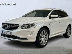 Vit Begagnad 2016 Volvo XC60 SUV | 189 900 kr