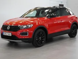 Röd Begagnad 2021 VW T-Roc SUV | 235 000 kr (Marknadspris)