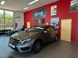 Mörkgrå (grå) Begagnad 2016 Mercedes GLA200 AMG SUV | 229 500 kr (Bra pris)