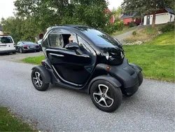 Begagnad 2021 Renault Twizy Halvkombi | 64 000 kr