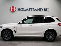 Vit Begagnad 2022 BMW X5 M Sport SUV | 539 900 kr (Marknadspris)