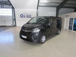 Svart Begagnad 2015 Opel Vivaro Van | 129 900 kr (Bra pris)