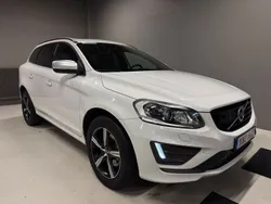 Vit Begagnad 2017 Volvo XC60 R-Design SUV | 229 900 kr (Marknadspris)