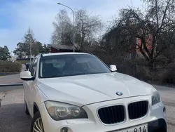Vit Begagnad 2011 BMW X1 SUV | 55 000 kr (Marknadspris)