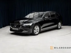 Svart Begagnad 2018 Volvo V60 Momentum Kombi | 219 900 kr (Marknadspris)