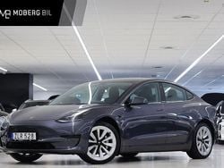 Grå Begagnad 2022 Tesla Model 3 Standard Range Sedan | 289 900 kr (Marknadspris)