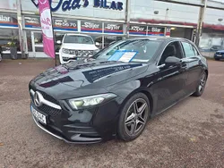 Svart Begagnad 2020 Mercedes A180 AMG Halvkombi | 238 500 kr (Marknadspris)