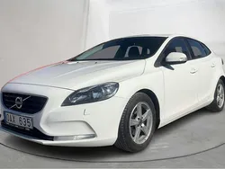 Vit Begagnad 2014 Volvo V40 Kinetic Kombi | 119 000 kr (Marknadspris)