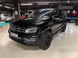 Svart Begagnad 2017 VW Amarok Aventura Pickup | 299 000 kr (Bra pris)