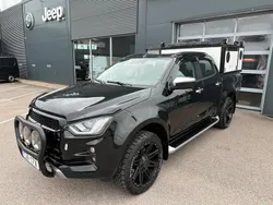 Svart Begagnad 2023 Isuzu D-Max Pickup | 419 900 kr