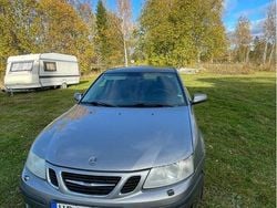 Grå Begagnad 2004 Saab 9-3 Linear Sedan | 7 500 kr (Bra pris)
