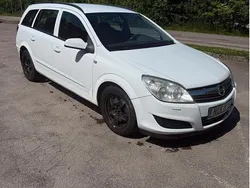 Vit Begagnad 2008 Opel Astra Kombi | 26 100 kr (Marknadspris)