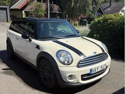Vit Begagnad 2011 Mini Cooper D Clubman Kombi | 59 000 kr (Bra pris)