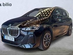 Svart Begagnad 2025 BMW 225 Active Tourer Comfort Edition Minibuss | 421 900 kr (Dyr)