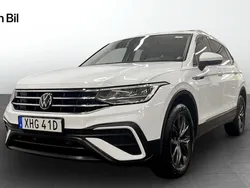 Vit Begagnad 2022 VW Tiguan Allspace SUV | 384 900 kr (Marknadspris)