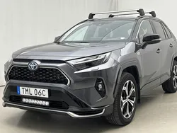 Grå Begagnad 2022 Toyota RAV4 Premium SUV | 389 000 kr
