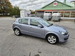 Grå Begagnad 2007 Opel Astra Halvkombi | 35 000 kr (Marknadspris)