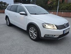 Vit Begagnad 2014 VW Passat Alltrack Kombi | 89 000 kr (Lite dyr)