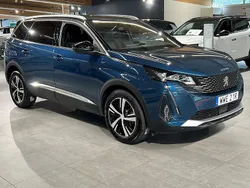 Blå Begagnad 2024 Peugeot 5008 GTi Minibuss | 339 900 kr (Marknadspris)