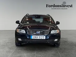 Blå Begagnad 2015 Volvo V70 Momentum Kombi | 127 500 kr (Marknadspris)