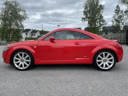 Röd Begagnad 2006 Audi TT S-Line Sportkupé | 89 000 kr (Superpris)