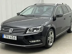 Svart Begagnad 2014 VW Passat R-line Sedan | 114 800 kr (Marknadspris)