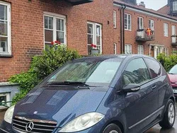Blå Begagnad 2007 Mercedes A200 Halvkombi | 39 000 kr
