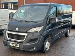 Svart Begagnad 2019 Peugeot Boxer Van | 149 000 kr (Bra pris)