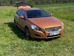 Brun Begagnad 2012 Volvo V60 Momentum Kombi | 54 000 kr (Marknadspris)