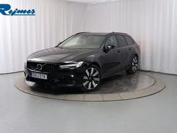 Svart Begagnad 2023 Volvo V90 Plus Kombi | 464 900 kr (Marknadspris)