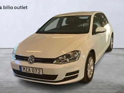Vit Begagnad 2016 VW Golf VII Halvkombi | 134 900 kr (Marknadspris)