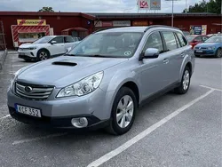 Silver Begagnad 2012 Subaru Outback SUV | 43 000 kr (Marknadspris)