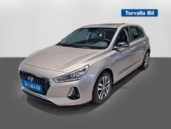 Ljusbrun Begagnad 2017 Hyundai i30 Edition+ Halvkombi | 134 900 kr (Marknadspris)