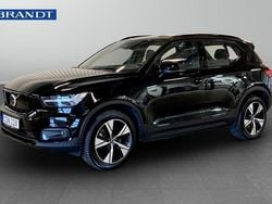 Svart Begagnad 2022 Volvo XC40 Plus SUV | 339 900 kr