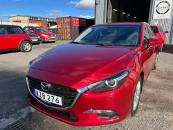 Röd Begagnad 2017 Mazda 3 Inclusive Halvkombi | 164 800 kr (Bra pris)