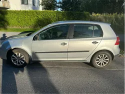 Silver Begagnad 2007 VW Golf V Halvkombi | 25 000 kr