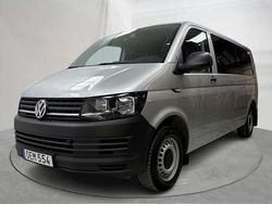 Silver Begagnad 2017 VW Caravelle Minibuss | 229 000 kr (Superpris)