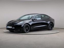 Svart Begagnad 2022 Tesla Model 3 Standard Range Sedan | 359 000 kr (Dyr)