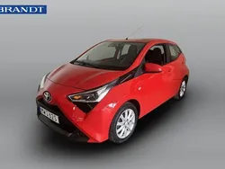 Röd Begagnad 2019 Toyota Aygo Halvkombi | 104 900 kr (Marknadspris)