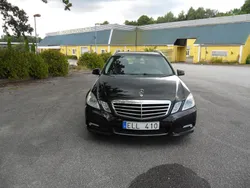 Svart Begagnad 2010 Mercedes E350 Kombi | 75 000 kr