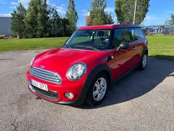 Röd Begagnad 2013 Mini One Clubman Kombi | 75 000 kr