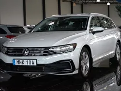 Vit Begagnad 2020 VW Passat GTE Kombi | 204 500 kr (Superpris)